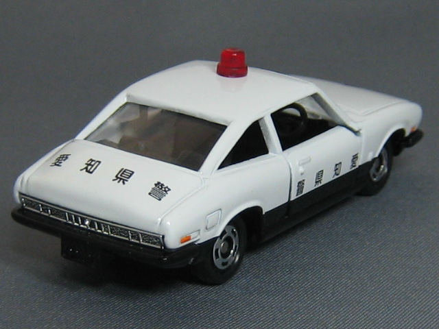 いすゞ　１１７クーペ　パトカー（愛知県警）-2