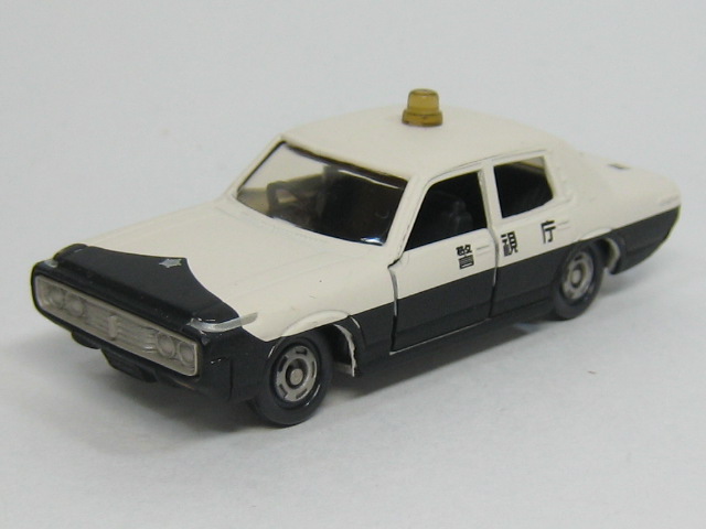 トヨタ　クラウン　Ｓ６０　ＰＣ（警視庁）