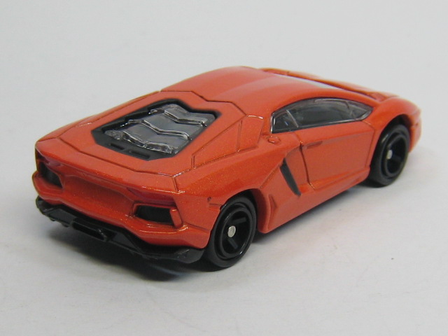 ランボルギーニ　アヴェンタドール　ＬＰ７００－４-2