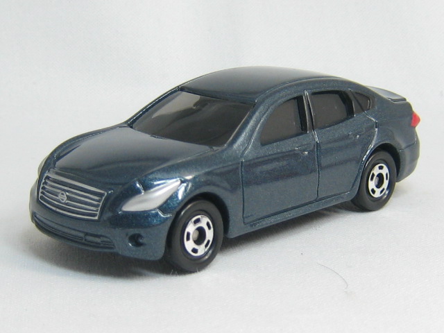 日産　フーガ-1