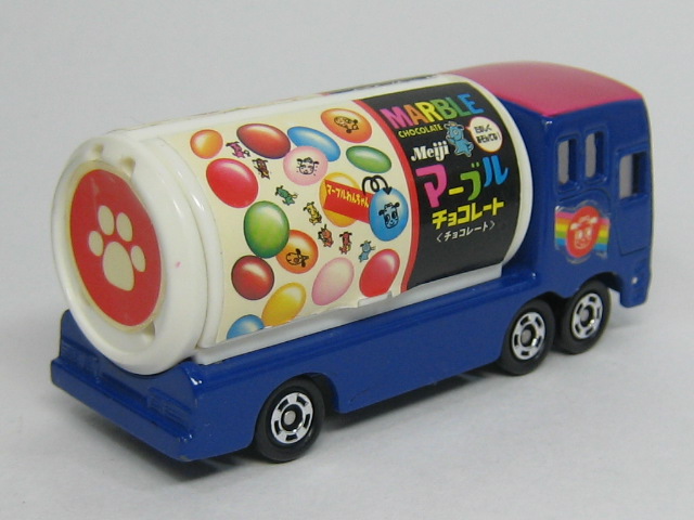 イベントカー　明治マーブルチョコレート-2