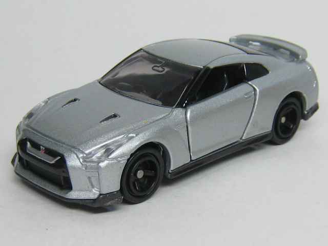 日産　ＧＴ－Ｒ-1