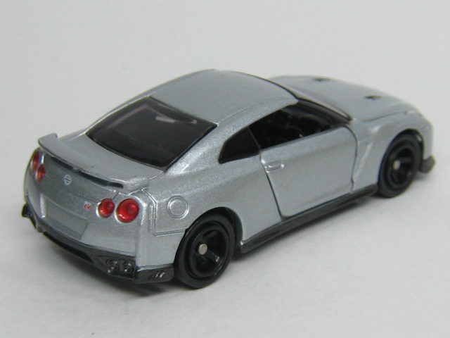 日産　ＧＴ－Ｒ-2