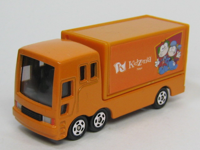 イベントカー　キッザニア