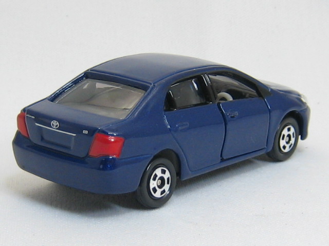 トヨタ　アクシオ-2