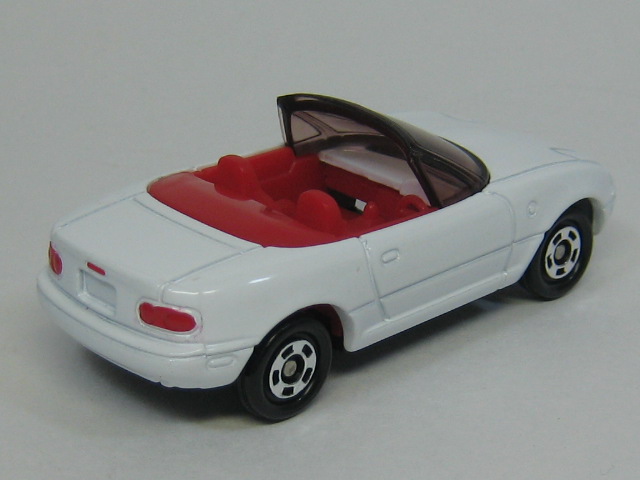 マツダ ユーノスロードスター NA トミカ缶-2