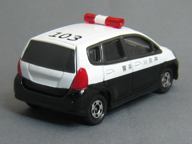 ホンダ　フィット　パトカー（神奈川県警）-2