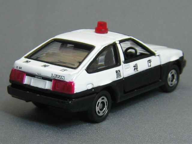 トヨタ カローラレビン AE86 パトロールカー(警視庁)-2